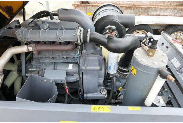 Kompresor udara Atlas-Copco XAS 67, Kompressor, Deutz, Wenig Std., TOP: gambar 12 Kompresor udara Atlas-Copco XAS 67, Kompressor, Deutz, Wenig Std., TOP: gambar 12