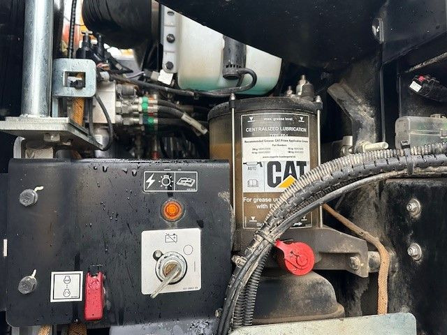 Ekskavator roda CAT M315F, OilQuick, Hammer- u- Greifersteuerung: gambar 6