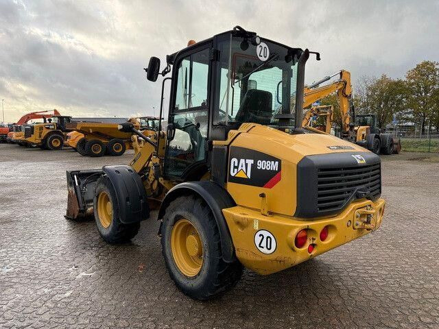 Caterpillar 908M, 4+1 Schaufel, Palettengabel, wenig Std. - Wheel loader: gambar 4 Caterpillar 908M, 4+1 Schaufel, Palettengabel, wenig Std. - Wheel loader: gambar 4