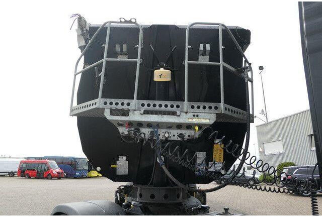 Fliegl DHKS 390, Stahl, 50m³, Schrottmulde, TOP-Zustand - Semi-trailer jungkit: gambar 3 Fliegl DHKS 390, Stahl, 50m³, Schrottmulde, TOP-Zustand - Semi-trailer jungkit: gambar 3