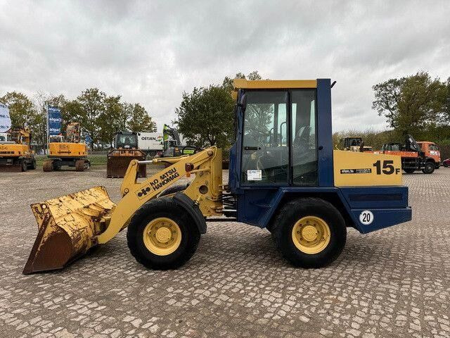 Hanomag 15 F, Schaufel, Palettengabel, Hydr. S.W.S. - Wheel loader: gambar 2 Hanomag 15 F, Schaufel, Palettengabel, Hydr. S.W.S. - Wheel loader: gambar 2