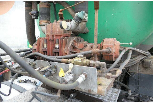 LINDNER & Fischer, Gülle, Vogelsang, 27m³,Lift - Truk vakum: gambar 3 LINDNER & Fischer, Gülle, Vogelsang, 27m³,Lift - Truk vakum: gambar 3