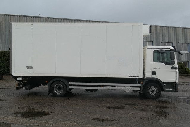 MAN 12.240 TGL BL 4x2, Carrier Xarias 600, LBW,Klima - Truk berpendingin: gambar 2 MAN 12.240 TGL BL 4x2, Carrier Xarias 600, LBW,Klima - Truk berpendingin: gambar 2