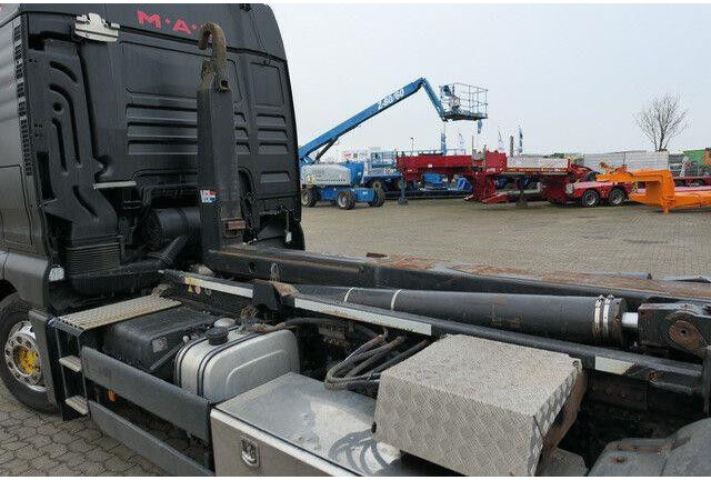 MAN 26.500 TGX 6x2, VDL S-21-6200, Intarder, Klima - Hook lift: gambar 4 MAN 26.500 TGX 6x2, VDL S-21-6200, Intarder, Klima - Hook lift: gambar 4