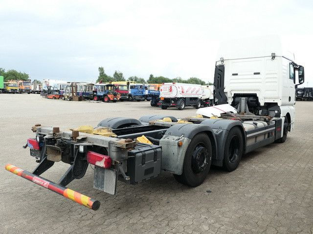 MAN 26.500 TGX LL 6x2, Motorschaden, Intarder - Pengangkut kontainer/ Container truck: gambar 5 MAN 26.500 TGX LL 6x2, Motorschaden, Intarder - Pengangkut kontainer/ Container truck: gambar 5
