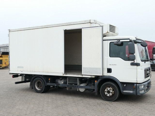 MAN 8.220 TGL BL 4x2, Thermo King, 3. Sitz, 5m lang - Truk berpendingin: gambar 5 MAN 8.220 TGL BL 4x2, Thermo King, 3. Sitz, 5m lang - Truk berpendingin: gambar 5