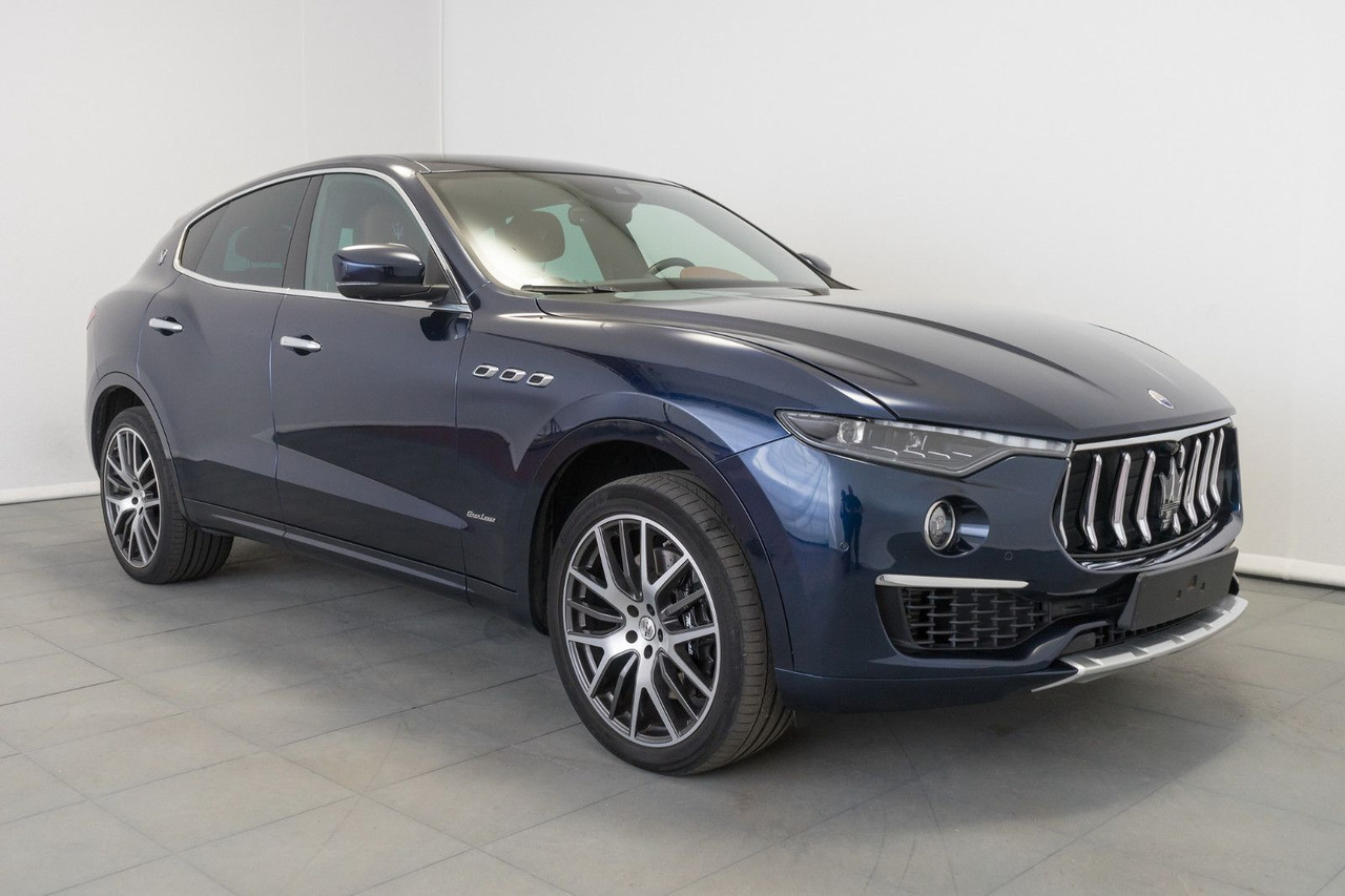Maserati Levante Q4 Gran Lusso/2. Hand/TOP! - Mobil SUV: gambar 3 Maserati Levante Q4 Gran Lusso/2. Hand/TOP! - Mobil SUV: gambar 3