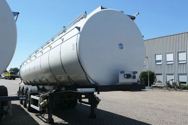 Menci SA 105/Lebensmittel Tank 32 cbm./Liftachse - Semi-trailer tangki: gambar 3 Menci SA 105/Lebensmittel Tank 32 cbm./Liftachse - Semi-trailer tangki: gambar 3