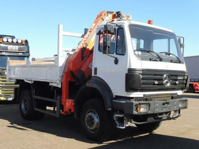 Mercedes-Benz 2024 AK 4x4, Tals AK 140.1 A3, Greifersteuerung - Truk jungkit: gambar 5 Mercedes-Benz 2024 AK 4x4, Tals AK 140.1 A3, Greifersteuerung - Truk jungkit: gambar 5