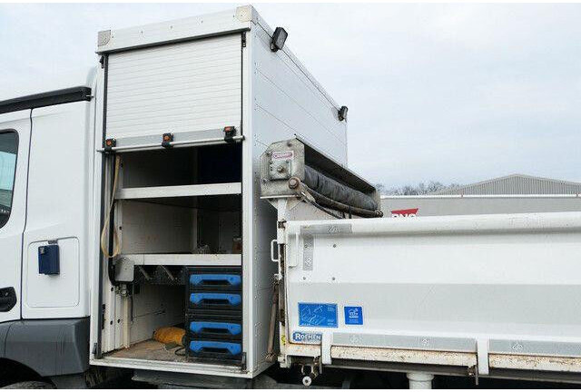 Mercedes-Benz 2030 L Antos 4x2, Kran,Generator,Plane,Hydraulik - Truk jungkit: gambar 3 Mercedes-Benz 2030 L Antos 4x2, Kran,Generator,Plane,Hydraulik - Truk jungkit: gambar 3