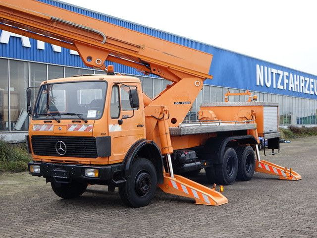 Mercedes-Benz 2222 6x4, Ruthmann, 28m³, 3. Sitz, Blattfederung - Platform udara yang dipasang di truk: gambar 2 Mercedes-Benz 2222 6x4, Ruthmann, 28m³, 3. Sitz, Blattfederung - Platform udara yang dipasang di truk: gambar 2