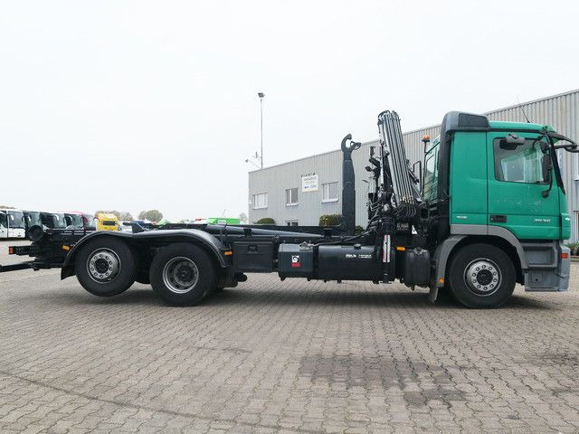 Mercedes-Benz 2536 L Actros 6x2, Kran Hiab 122 BS-2, Multilift - Hook lift, Truk derek: gambar 2 Mercedes-Benz 2536 L Actros 6x2, Kran Hiab 122 BS-2, Multilift - Hook lift, Truk derek: gambar 2