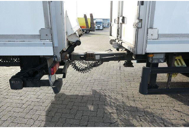 Mercedes-Benz 2543 L Antos 6x2, 37 Paletten, Kompl. Zug, TOP - Truk berpendingin: gambar 5 Mercedes-Benz 2543 L Antos 6x2, 37 Paletten, Kompl. Zug, TOP - Truk berpendingin: gambar 5