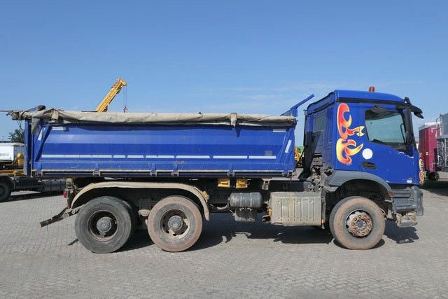 Truk jungkit Mercedes-Benz 2643 K Arocs/6x4/Meiller/Plane/AHK/Klima: gambar 6
