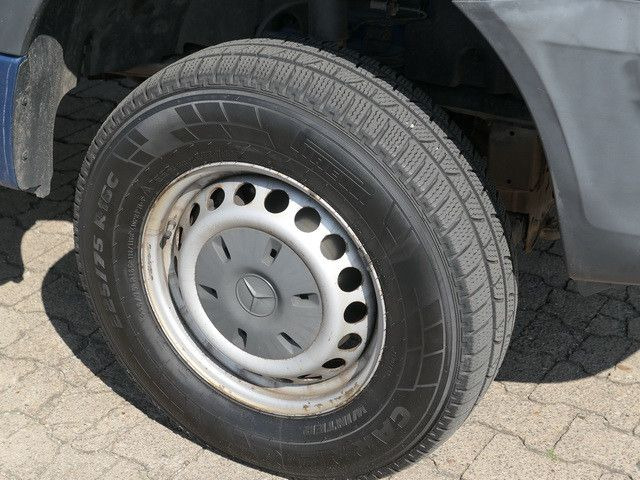 Mercedes-Benz 316 CDI DOKA 4x4, Allrad, klima, 6. Sitze - Van dengan terpal samping, Van kombi: gambar 3 Mercedes-Benz 316 CDI DOKA 4x4, Allrad, klima, 6. Sitze - Van dengan terpal samping, Van kombi: gambar 3