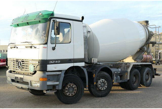 Mercedes-Benz 3240 B Actros 8x4, Liebherr HTM904, 9m³ - Truk pengaduk beton: gambar 4 Mercedes-Benz 3240 B Actros 8x4, Liebherr HTM904, 9m³ - Truk pengaduk beton: gambar 4
