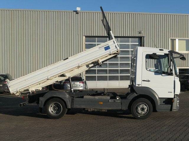 Mercedes-Benz 818 K Atego 4x2, Meiller, AHK, 3. Sitz, 168tkm. - Truk jungkit: gambar 3 Mercedes-Benz 818 K Atego 4x2, Meiller, AHK, 3. Sitz, 168tkm. - Truk jungkit: gambar 3
