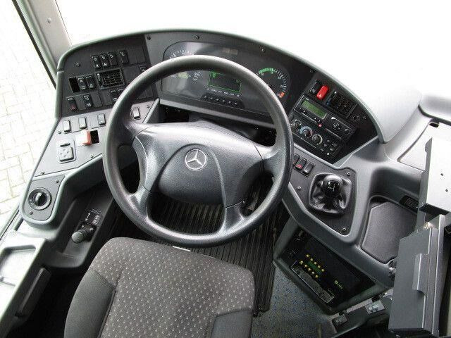 Mercedes-Benz O 560 Intouro, Euro 6, 50 Sitze, 1. Hand, 2 Stk. - Bus pariwisata: gambar 4 Mercedes-Benz O 560 Intouro, Euro 6, 50 Sitze, 1. Hand, 2 Stk. - Bus pariwisata: gambar 4
