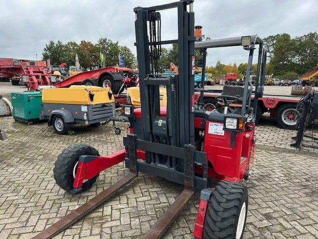 Moffett M4 25.3, Mitnahmestapler, 2.500kg, 3m Hubhöhe - Forklift yang dipasang di truk: gambar 4 Moffett M4 25.3, Mitnahmestapler, 2.500kg, 3m Hubhöhe - Forklift yang dipasang di truk: gambar 4