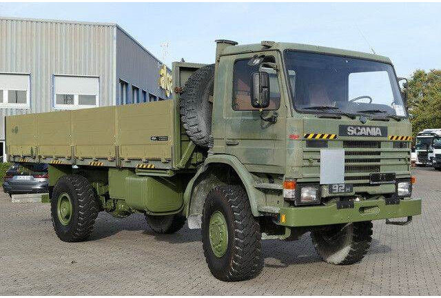 Scania P92HK 4x4, Allrad, Einzelbereifung, Klima, 40tkm - Truk flatbed: gambar 4 Scania P92HK 4x4, Allrad, Einzelbereifung, Klima, 40tkm - Truk flatbed: gambar 4