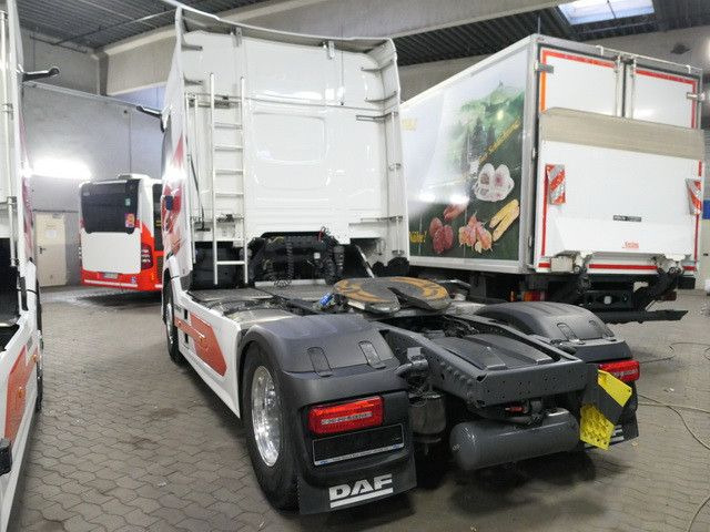 DAF XG 530 FT 4x2, Hydr., Klima, Alu-Felgen,Intarder - Tractor head: gambar 3 DAF XG 530 FT 4x2, Hydr., Klima, Alu-Felgen,Intarder - Tractor head: gambar 3