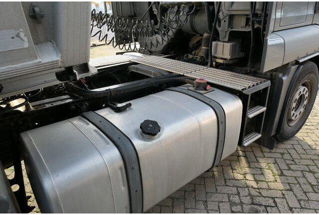 MAN 18.440 TGS 4x2, Klima, Hydr., Standheizung - Tractor head: gambar 4 MAN 18.440 TGS 4x2, Klima, Hydr., Standheizung - Tractor head: gambar 4