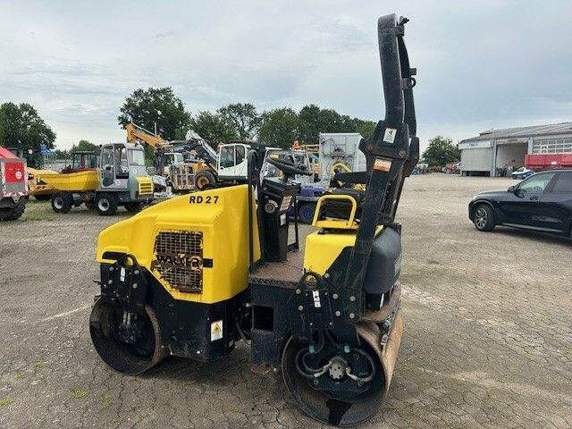 Wacker RD27-100, Tandem, 1m Bandagen, Vibration - Roller: gambar 4 Wacker RD27-100, Tandem, 1m Bandagen, Vibration - Roller: gambar 4