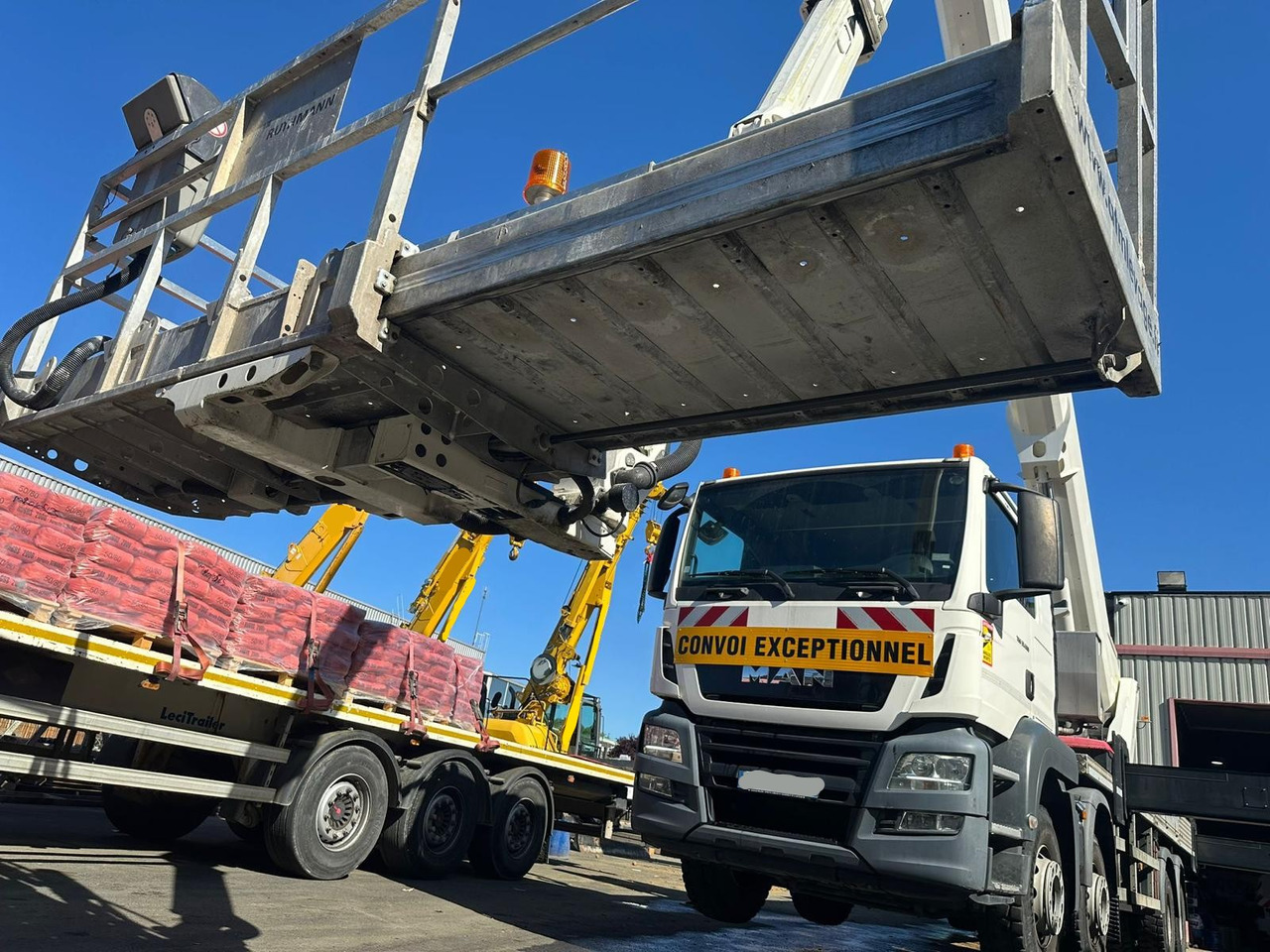 RUTHMANN Steiger T750 HF - Platform udara yang dipasang di truk: gambar 1 RUTHMANN Steiger T750 HF - Platform udara yang dipasang di truk: gambar 1