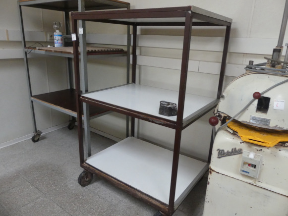 2 Chariots à roulettes 3 niveaux - Peralatan bakery: gambar 2 2 Chariots à roulettes 3 niveaux - Peralatan bakery: gambar 2