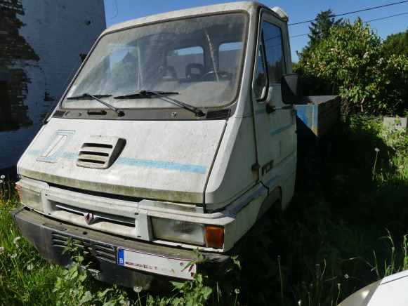 Camion benne Renault Master B80 - Truk jungkit: gambar 1 Camion benne Renault Master B80 - Truk jungkit: gambar 1