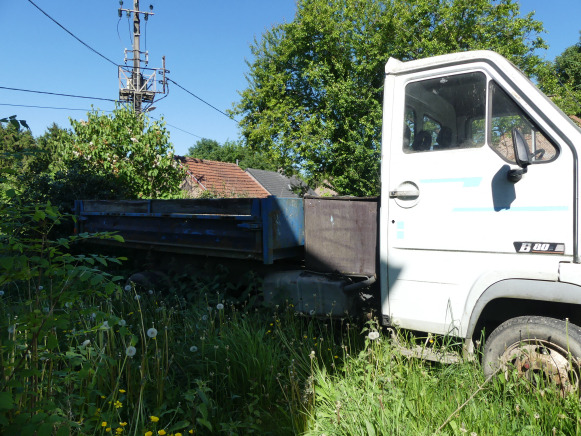 Camion benne Renault Master B80 - Truk jungkit: gambar 3 Camion benne Renault Master B80 - Truk jungkit: gambar 3