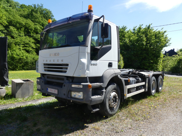 Camion porte container + container 11 m³ Iveco Trakker 380 - Hook lift: gambar 1 Camion porte container + container 11 m³ Iveco Trakker 380 - Hook lift: gambar 1