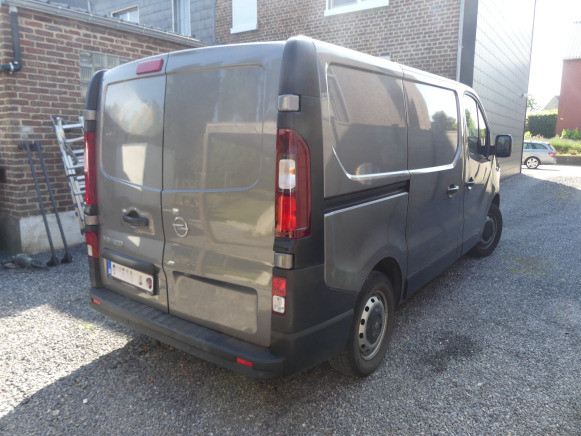 Camionnette Opel Vivaro (2018-122.114 km-VIN:WOVF7G60XJV634111) - Mobil: gambar 4 Camionnette Opel Vivaro (2018-122.114 km-VIN:WOVF7G60XJV634111) - Mobil: gambar 4