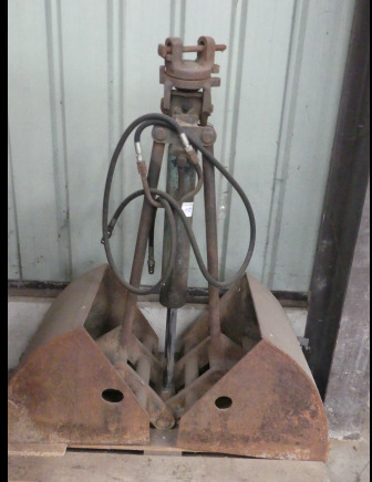 Grappin hydraulique marque et modèle inconnu - Ember kulit kerang untuk Peralatan konstruksi: gambar 1 Grappin hydraulique marque et modèle inconnu - Ember kulit kerang untuk Peralatan konstruksi: gambar 1