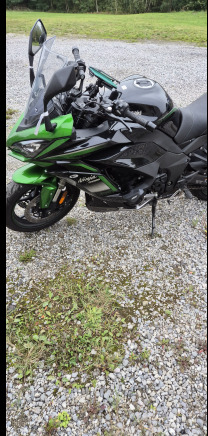 Moto Kawasaki Ninja 1000SX (2021-17.011 km-VIN:JKBZT02KKA012927) - Sepeda motor: gambar 2 Moto Kawasaki Ninja 1000SX (2021-17.011 km-VIN:JKBZT02KKA012927) - Sepeda motor: gambar 2