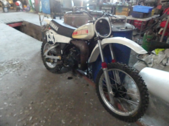 Sepeda motor Moto cross ancêtre Yamaha YZ 125: gambar 1