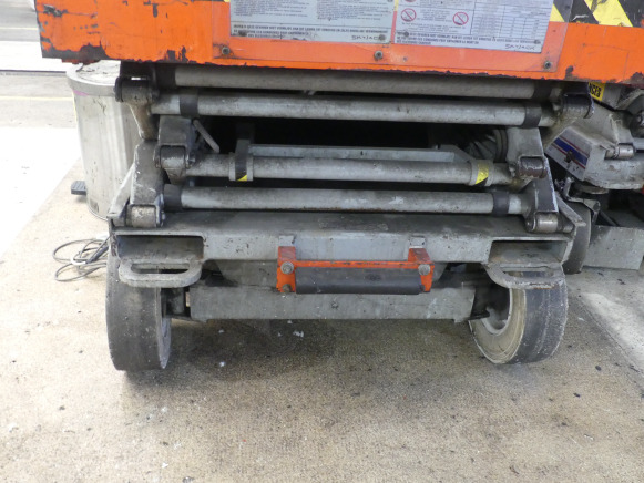Nacelle ciseaux électrique Skyjack SJI 4620 - Scissor lifts: gambar 4 Nacelle ciseaux électrique Skyjack SJI 4620 - Scissor lifts: gambar 4