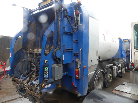 REF:05-BHS-7 - Camion poubelle DAF CF290FAG (2016-200.697 km) - Truk sampah: gambar 3 REF:05-BHS-7 - Camion poubelle DAF CF290FAG (2016-200.697 km) - Truk sampah: gambar 3
