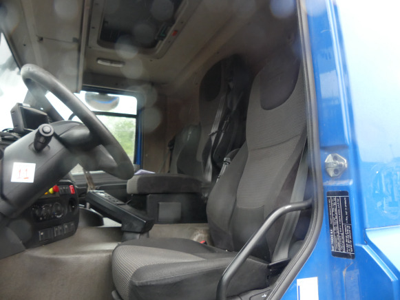 REF:05-BHS-7 - Camion poubelle DAF CF290FAG (2016-200.697 km) - Truk sampah: gambar 5 REF:05-BHS-7 - Camion poubelle DAF CF290FAG (2016-200.697 km) - Truk sampah: gambar 5