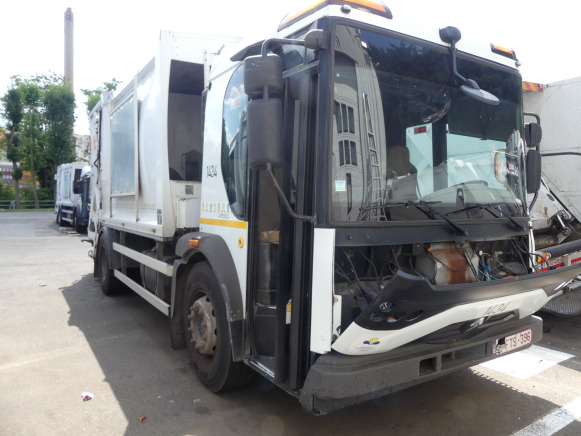REF:1434 - Camion poubelle (pour pièces) Renault Access (2013-204.150 km) - Truk sampah: gambar 2 REF:1434 - Camion poubelle (pour pièces) Renault Access (2013-204.150 km) - Truk sampah: gambar 2