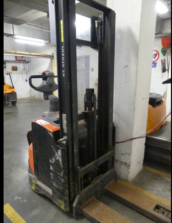 REF:2245.18.36 - Gerbeur électrique BT Staxio SWE120 L - Penumpuk: gambar 3 REF:2245.18.36 - Gerbeur électrique BT Staxio SWE120 L - Penumpuk: gambar 3