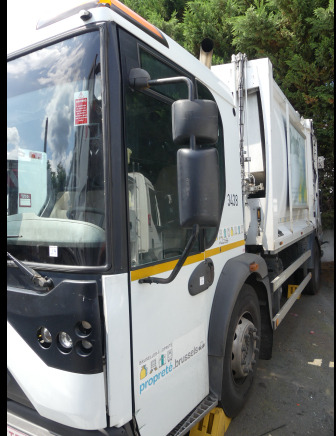 REF:3438 - Camion poubelle (à reconditionner) Renault Access (2013-185.600 km) - Truk sampah: gambar 2 REF:3438 - Camion poubelle (à reconditionner) Renault Access (2013-185.600 km) - Truk sampah: gambar 2