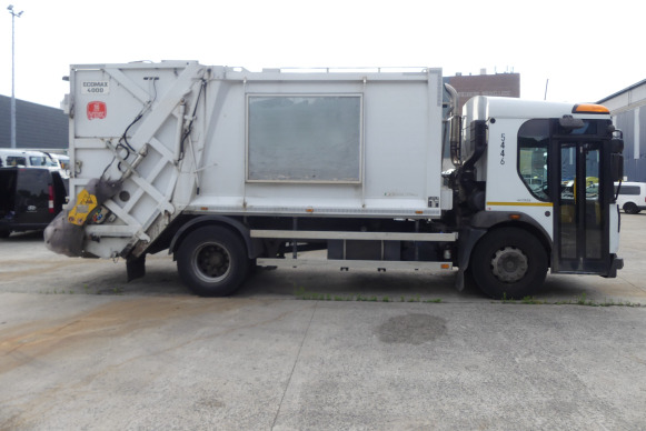 REF:5446 - Camion poubelle Renault Access (2013-192.146 km) - Truk sampah: gambar 4 REF:5446 - Camion poubelle Renault Access (2013-192.146 km) - Truk sampah: gambar 4