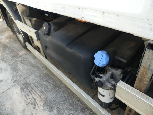 REF:69339 - Camion poubelle Renault Midlum 180DXI (2011-119.748 km) - Truk sampah: gambar 4 REF:69339 - Camion poubelle Renault Midlum 180DXI (2011-119.748 km) - Truk sampah: gambar 4