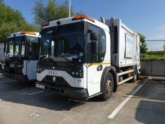 REF:8443 - Camion poubelle Renault Access (2013-128.985 km) - Truk sampah: gambar 1 REF:8443 - Camion poubelle Renault Access (2013-128.985 km) - Truk sampah: gambar 1