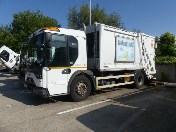 REF:8443 - Camion poubelle Renault Access (2013-128.985 km) - Truk sampah: gambar 2 REF:8443 - Camion poubelle Renault Access (2013-128.985 km) - Truk sampah: gambar 2