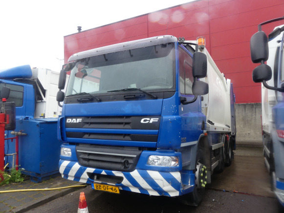 REF:BZ-DF-46 - Camion poubelle DAF FAG CF75 (2011-333.637 km) - Truk sampah: gambar 1 REF:BZ-DF-46 - Camion poubelle DAF FAG CF75 (2011-333.637 km) - Truk sampah: gambar 1