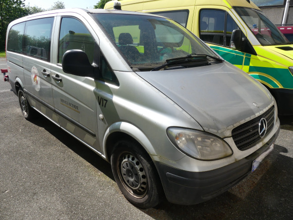 REF:VL07 - Camionnette Mercedes-Benz vito 108 cdi (2005-210.558 km) - Van penumpang: gambar 2 REF:VL07 - Camionnette Mercedes-Benz vito 108 cdi (2005-210.558 km) - Van penumpang: gambar 2