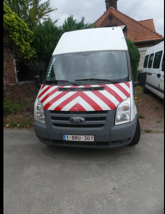 REF:immatriculée sous : 1-BRU-301 - Camionnette Ford Transit - Van panel: gambar 4 REF:immatriculée sous : 1-BRU-301 - Camionnette Ford Transit - Van panel: gambar 4