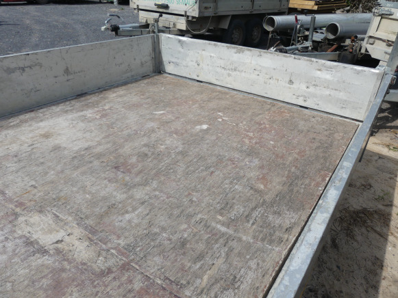 Remorque double essieux Eduard 2 - Trailer flatbed: gambar 4 Remorque double essieux Eduard 2 - Trailer flatbed: gambar 4